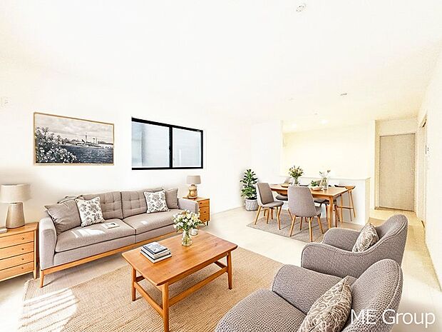 【リビング】落ち着いた雰囲気のＬＤＫは家族みんなの快適空間※家具はCGです