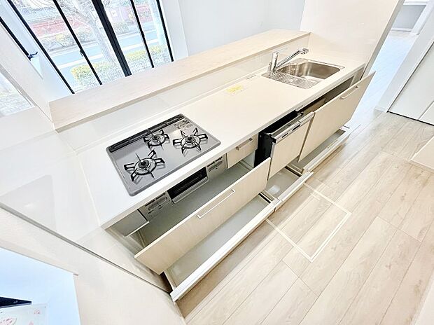 【その他設備(スライド収納)】使いやすさを優先したスライド式収納タイプ！