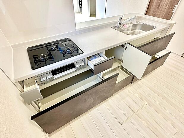 【その他設備(スライド収納)】使いやすさを優先したスライド式収納タイプ！