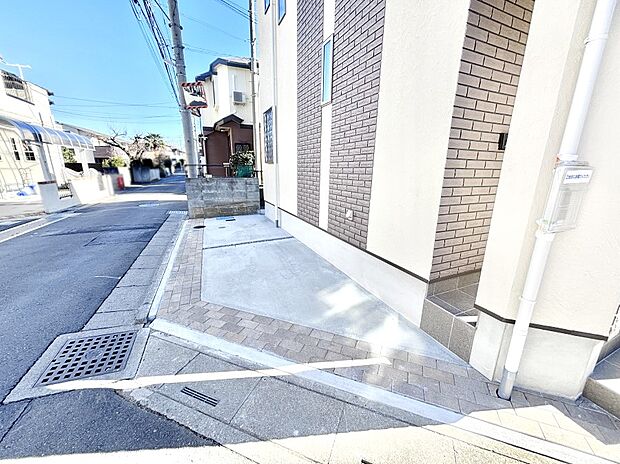 【駐車場】生活に欠かせない駐車スペース。