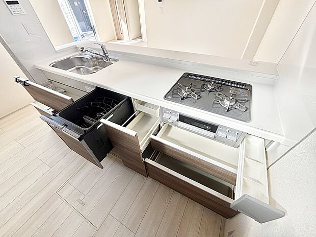 【その他設備(スライド収納)】使いやすさを優先したスライド式収納タイプ！