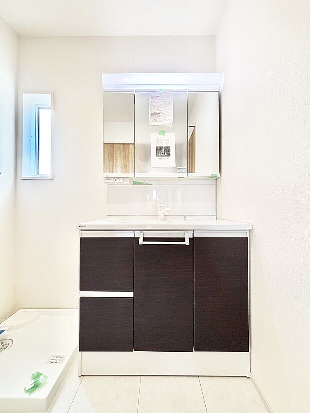 【洗面台・洗面所】収納力と機能性に優れた洗面化粧台