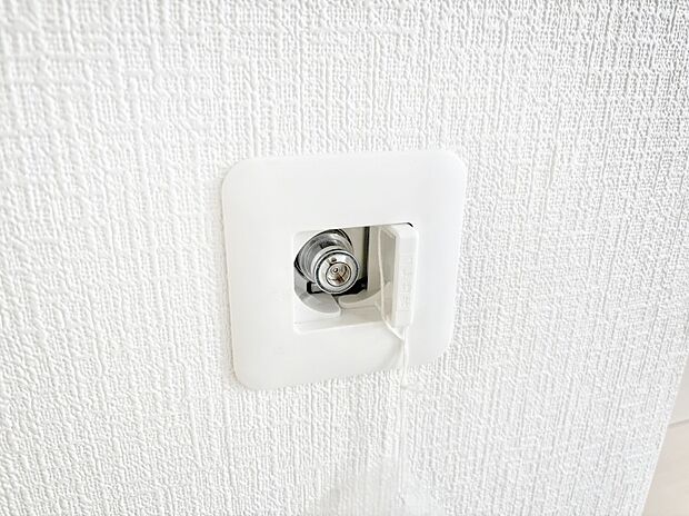 【その他設備(ガスコンセント)】ガスコンセントがあれば足元からすぐに温まるガスファンヒーターを設置できます!