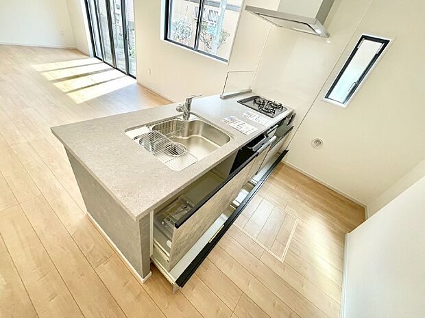 【その他設備(スライド収納)】使いやすさを優先したスライド式収納タイプ！