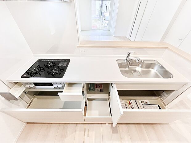 【その他設備(スライド収納)】使いやすさを優先したスライド式収納タイプ！