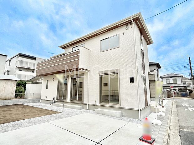 【現地外観写真】溢れる陽光でご家族の笑顔も輝く