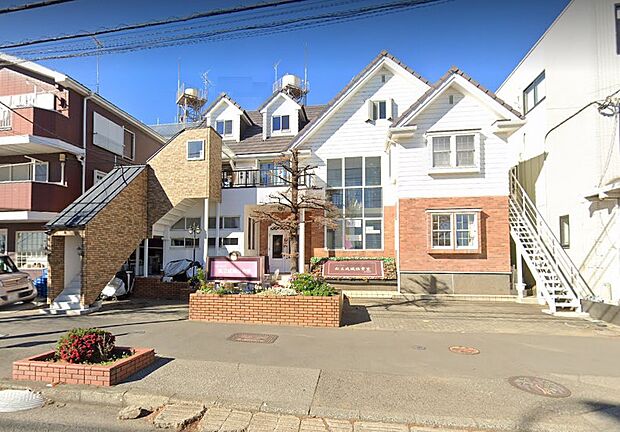 ベビーパレス私立成城保育室(約1,200m)