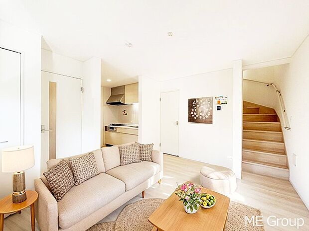 【リビング】落ち着いた雰囲気のＬＤＫは家族みんなの快適空間※家具はCGです