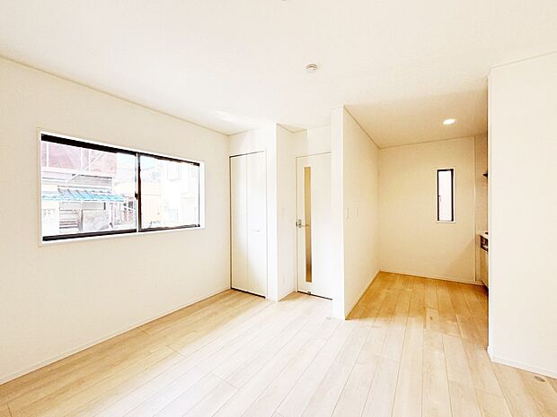 【ダイニング】家族が自然と集まる憩いのスペースになりそう