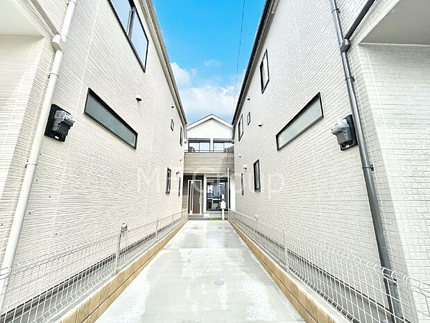 【現地外観写真】ゆとりが笑顔を生む心地よい生活