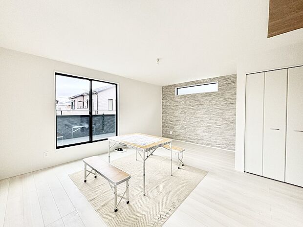 【ダイニング】家族が自然と集まる憩いのスペースになりそう