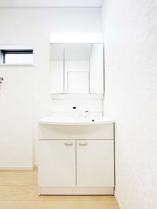 【洗面台・洗面所】収納力と機能性に優れた洗面化粧台