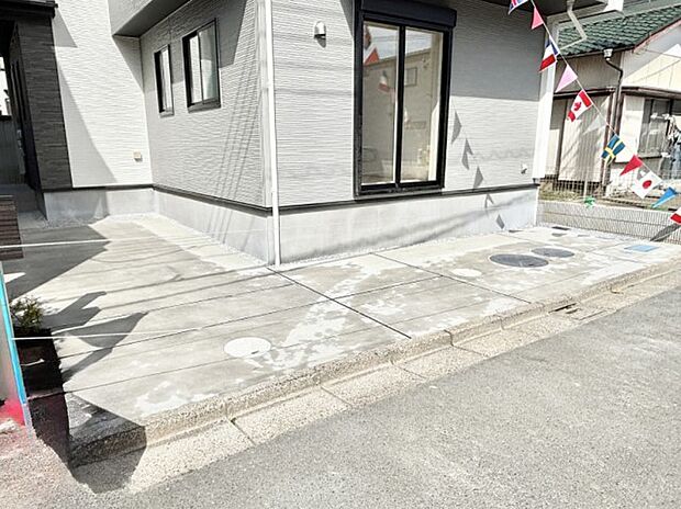 【駐車場】生活に欠かせない駐車スペース。