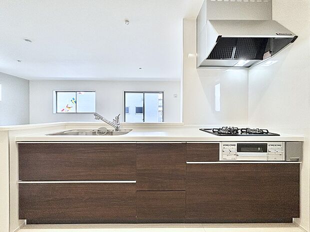 【キッチン】お料理を効率的に、楽しく！システムキッチン   