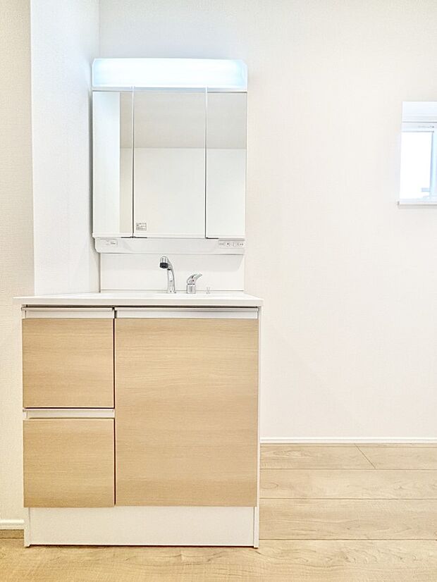 【洗面台・洗面所】収納力と機能性に優れた洗面化粧台