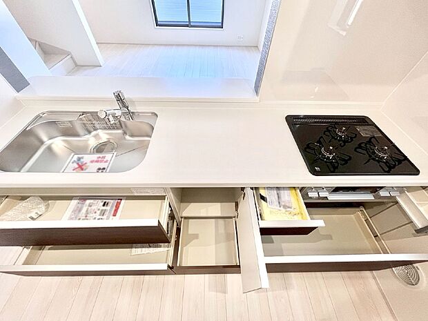 【その他設備(スライド収納)】使いやすさを優先したスライド式収納タイプ！