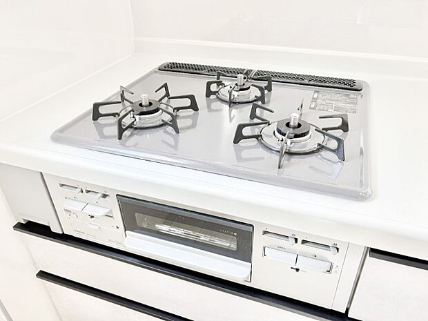 【その他設備(Ｓｉセンサーコンロ)】ガスコンロはＳｉセンサー搭載。火力調節や焦げ付き・消し忘れも防いでくれます。