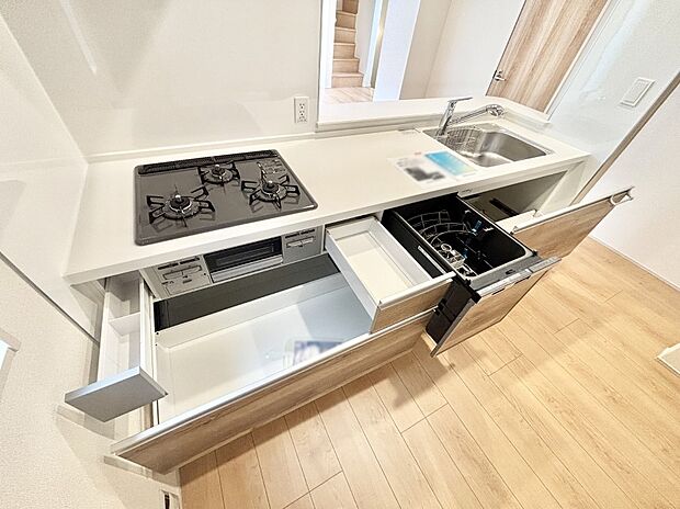 【その他設備(スライド収納)】使いやすさを優先したスライド式収納タイプ！