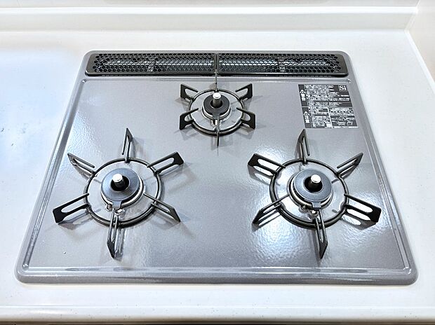 【その他設備(Ｓｉセンサーコンロ)】ガスコンロはＳｉセンサー搭載。火力調節や焦げ付き・消し忘れも防いでくれます。