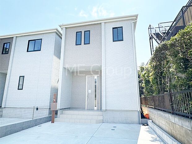 【現地外観写真】溢れる陽光でご家族の笑顔も輝く