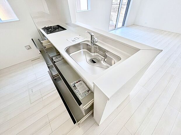 【その他設備(スライド収納)】使いやすさを優先したスライド式収納タイプ！