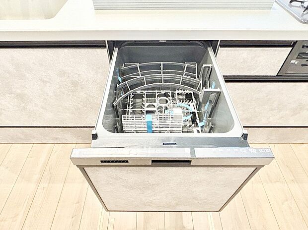 【その他設備(食洗機)】面倒なお片づけは食洗機にお任せ!家事の負担が減って、時間にも気持ちにもゆとりができます。