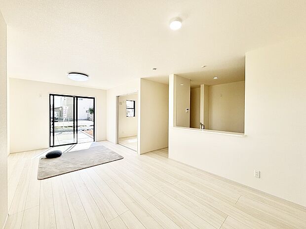 【ダイニング】家族が自然と集まる憩いのスペースになりそう