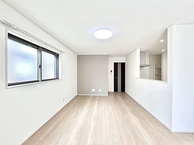 【ダイニング】家族が自然と集まる憩いのスペースになりそう