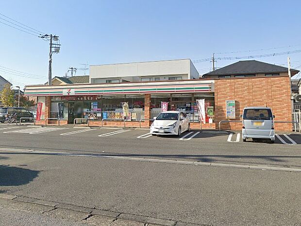 セブン-イレブン越谷東大沢２丁目店（約550m）
