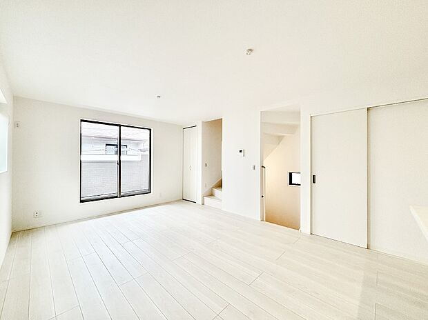 【ダイニング】家族が自然と集まる憩いのスペースになりそう　