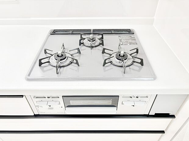 【その他設備(Ｓｉセンサーコンロ)】ガスコンロはＳｉセンサー搭載。火力調節や焦げ付き・消し忘れも防いでくれます。