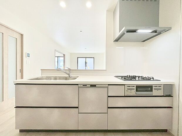 【キッチン】お料理を効率的に、楽しく！システムキッチン  