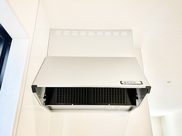 【その他設備(レンジフード)】基本的なお手入れはフィルターのみ！お手入れのしやすさも魅力です。