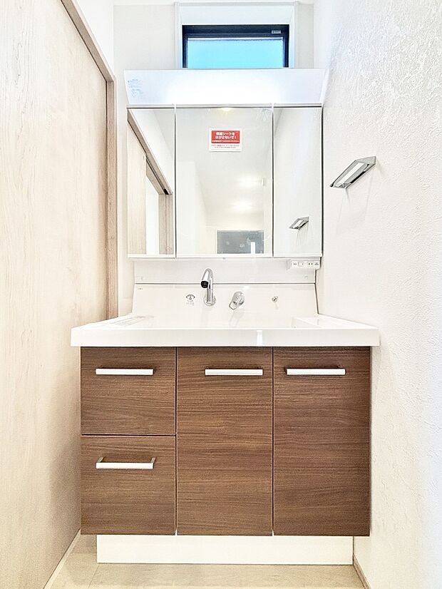 【洗面台・洗面所】収納力と機能性に優れた洗面化粧台