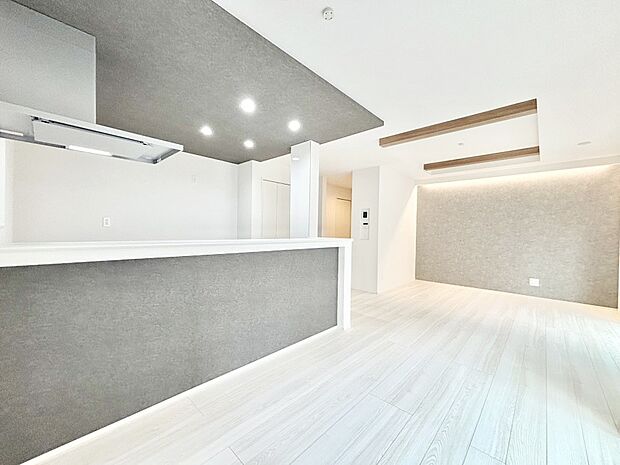 【リビングダイニング】家族団らんの時間も増えそうなくつろぎのリビングダイニング。    