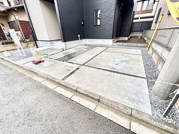 【駐車場】生活に欠かせない駐車スペース。