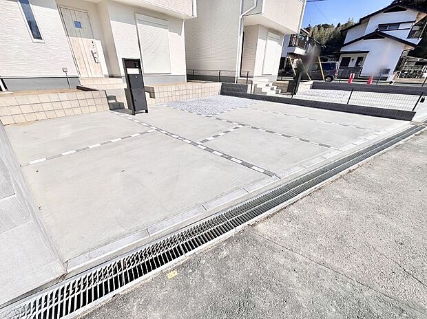 【駐車場】ゆとりのカースペース