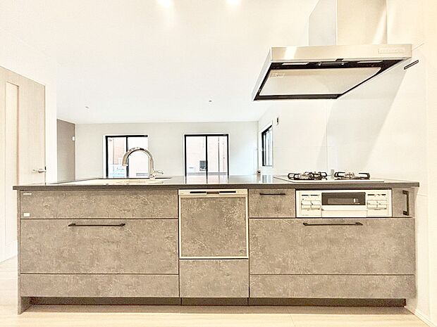 【キッチン】お料理を効率的に、楽しく！システムキッチン  