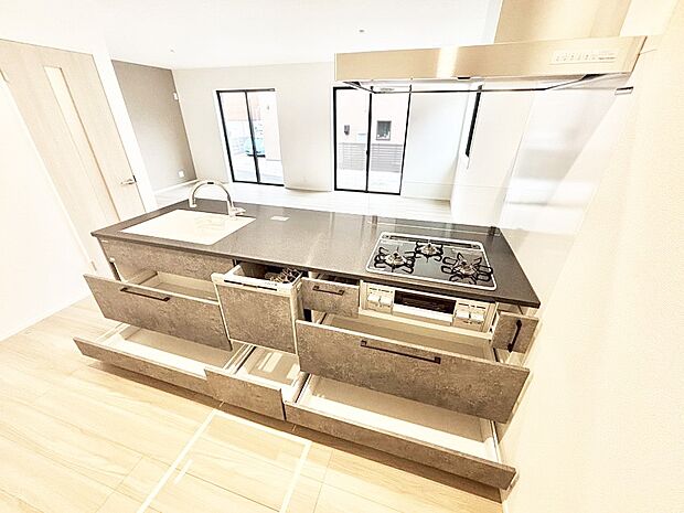 【その他設備(スライド収納)】使いやすさを優先したスライド式収納タイプ！