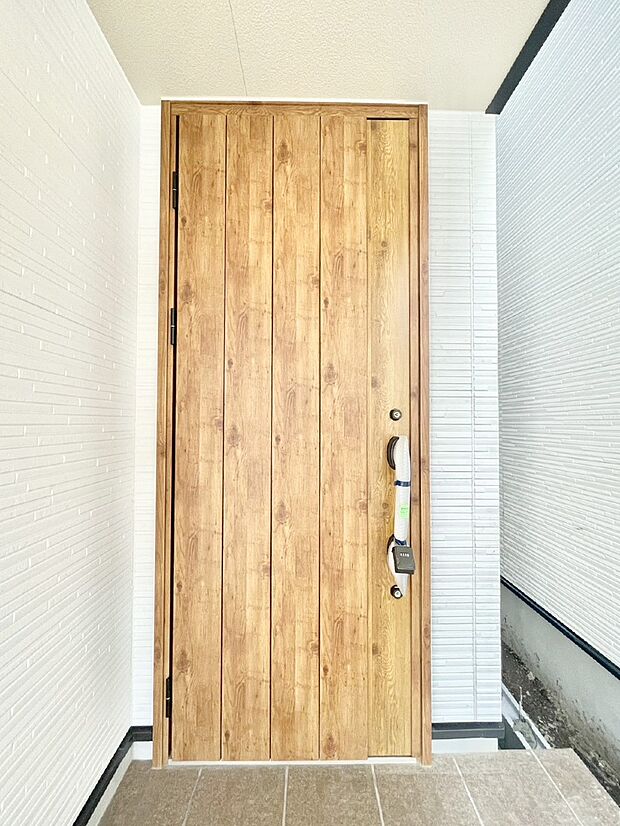 【玄関】いつも気持ち良くご家族を迎えられる玄関