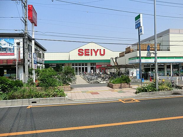 西友中浦和店(約300m・徒歩4分)