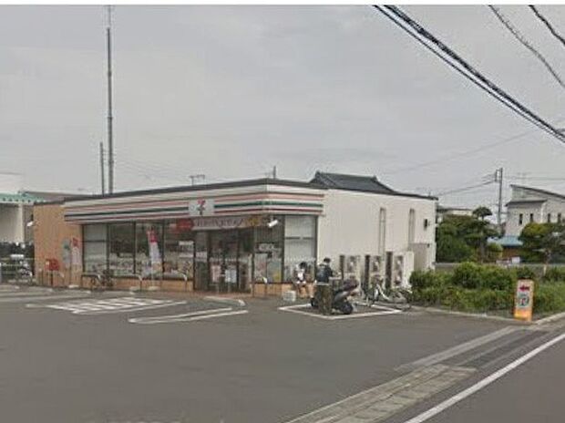 セブン-イレブン 川越小堤北店(約567m)