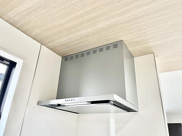 【その他設備(レンジフード)】基本的なお手入れはフィルターのみ！お手入れのしやすさも魅力です。