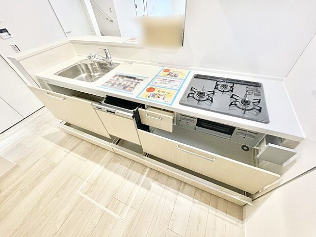 【その他設備(スライド収納)】使いやすさを優先したスライド式収納タイプ!