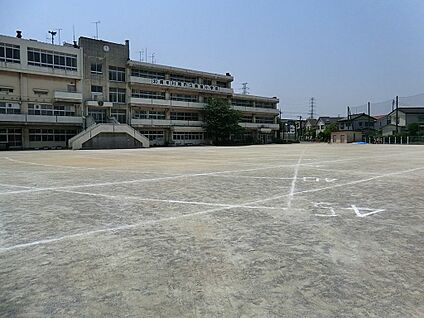川越市立新宿小学校 750m