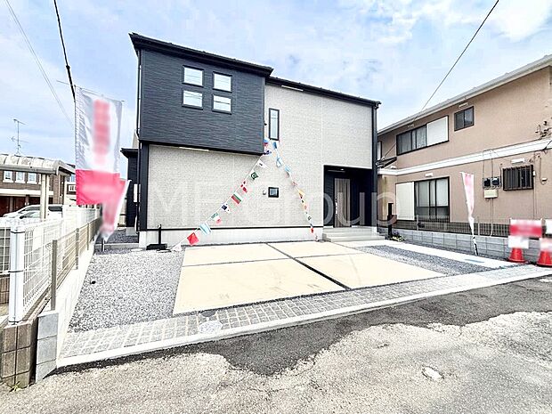 【現地外観写真】たっぷりの陽光と開放感に包まれる明るい住まい  