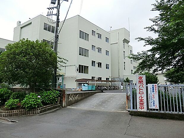 志木市立志木中学校(約1,700m)