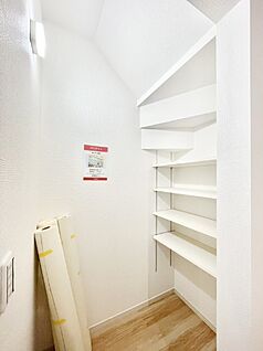その他設備(パントリー)