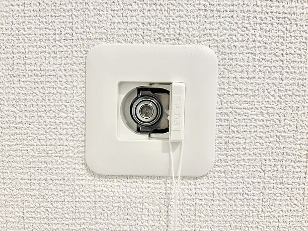 【その他設備(ガスコンセント)】洗面所にガスコンセント完備!ガス衣類乾燥機もスムーズに設置可能です。