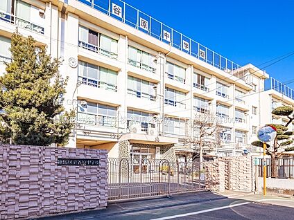 練馬区立谷原中学校 800m